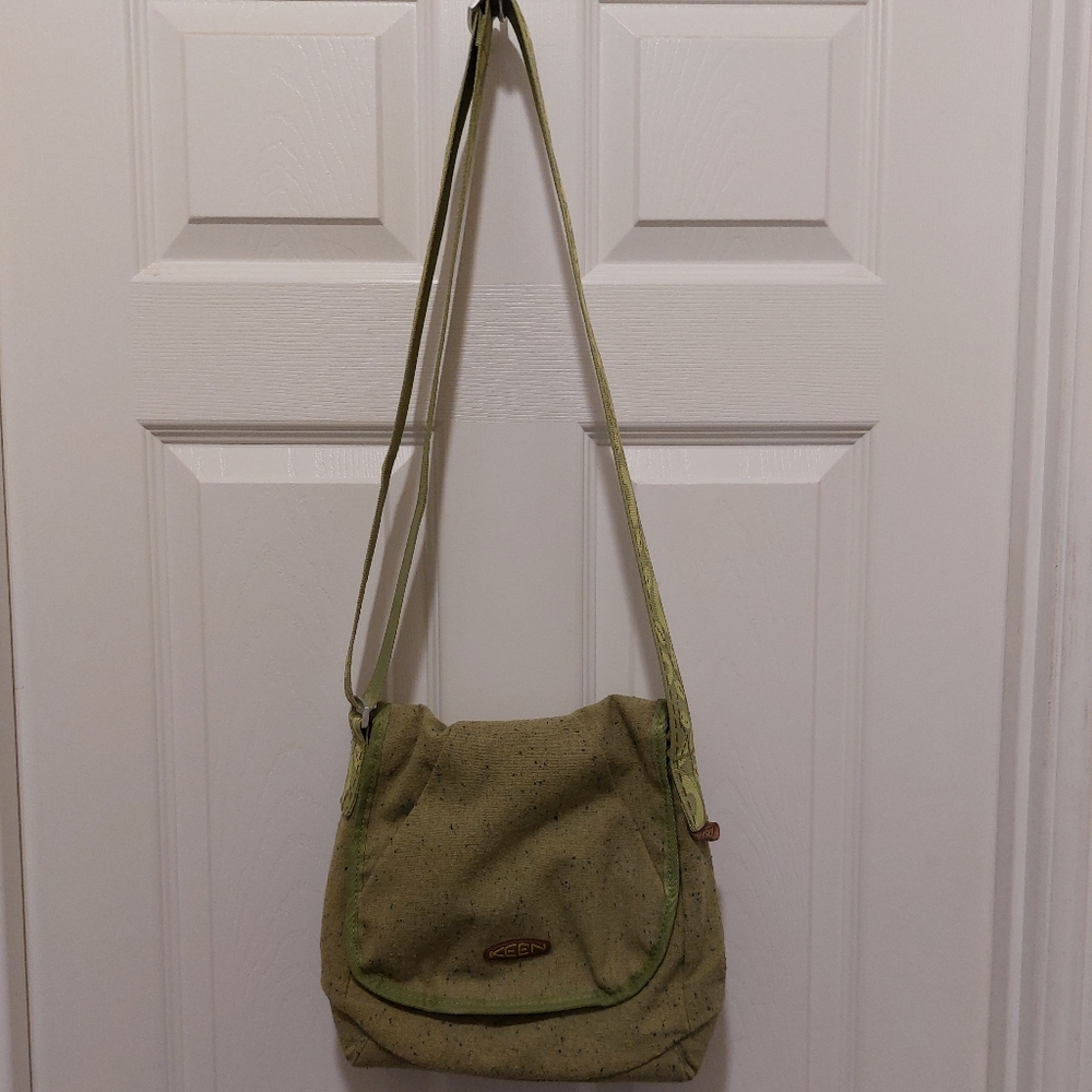 Keen Hemp Shoulder Bag Many Compartments One Size